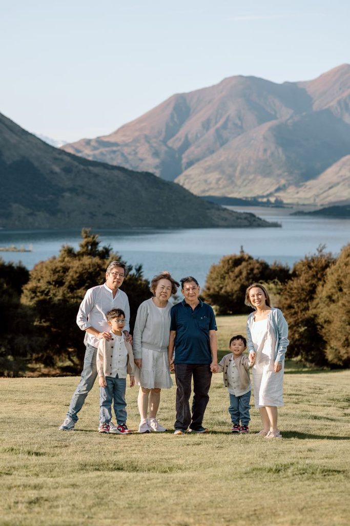 Singapore family during their trip in New Zealand having a family photoshoot in Wanaka
